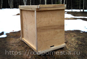 Ящик для перевозки пчёл на 6 рамок.