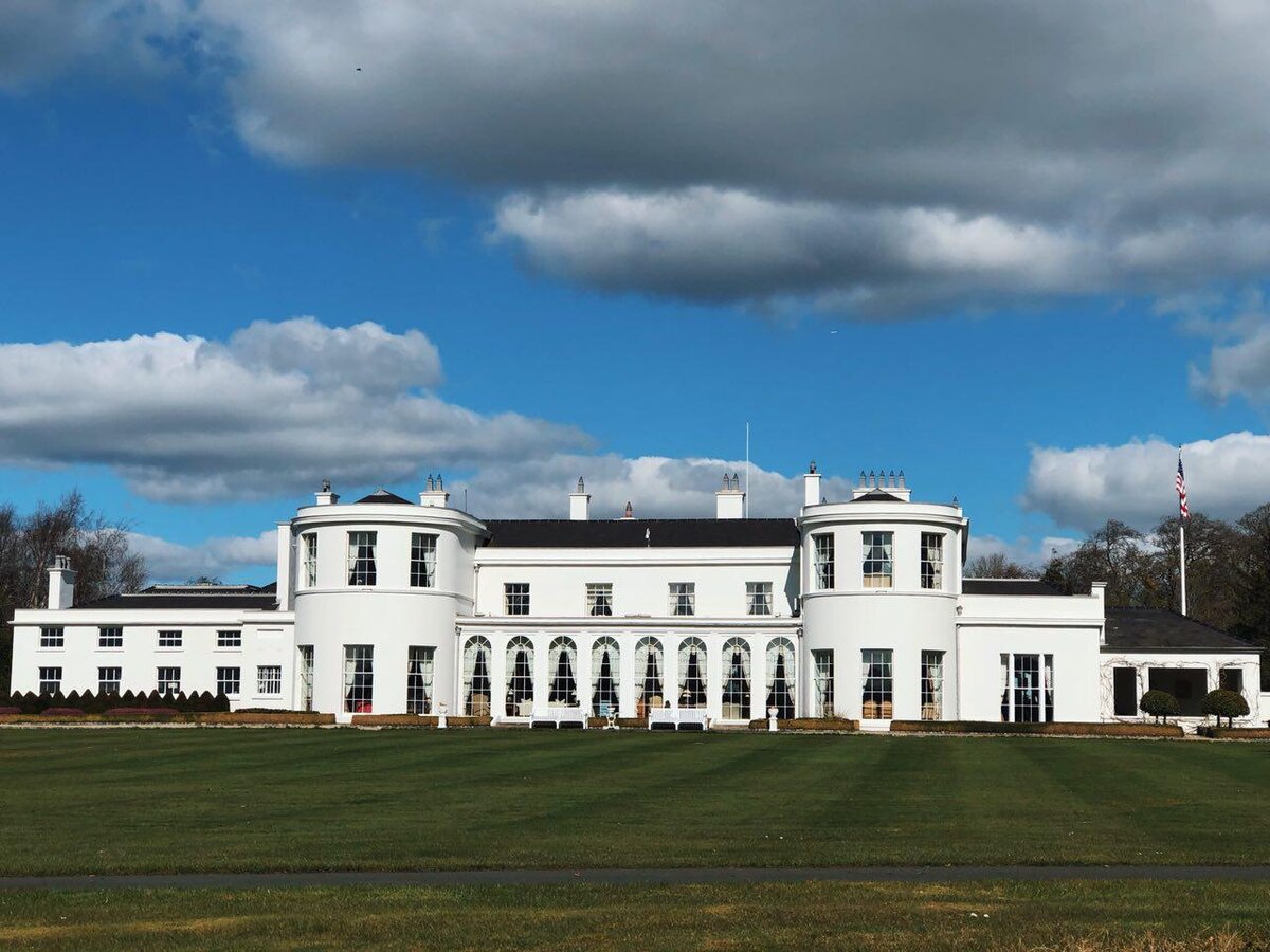 American Ambassador's Residence. Dublin. Photo by @aglaya_chep