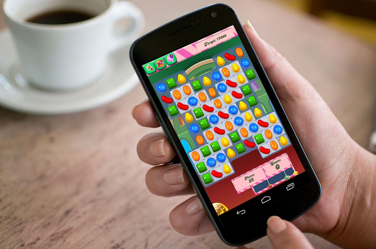 Игра mobile. Игры для телефона андроид. Домашние игры сотовых. Игра для телефона фейнет. Ютуб мобилка.