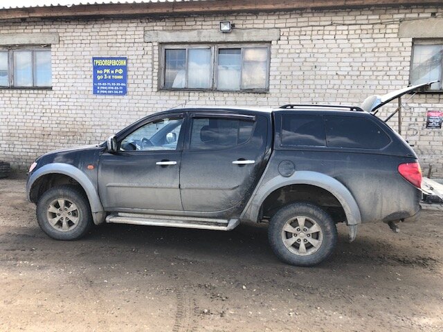 Так машина выглядела на предыдущей резине