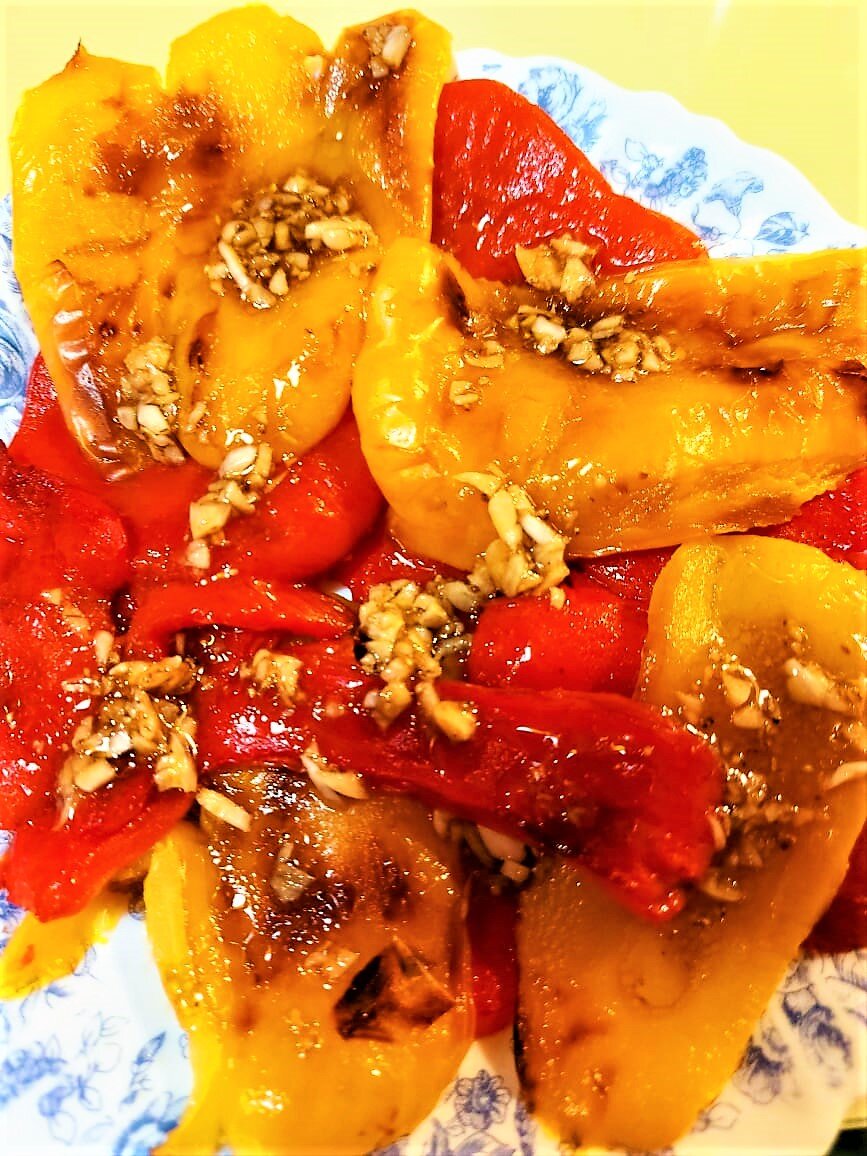 Закуска из запеченных перцев