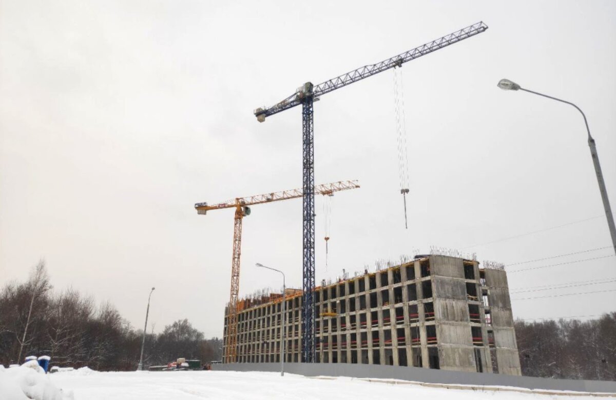 Строительство апарт-комплекса «Пятницкое, 58». Фото: Татьяна Мордвинова 