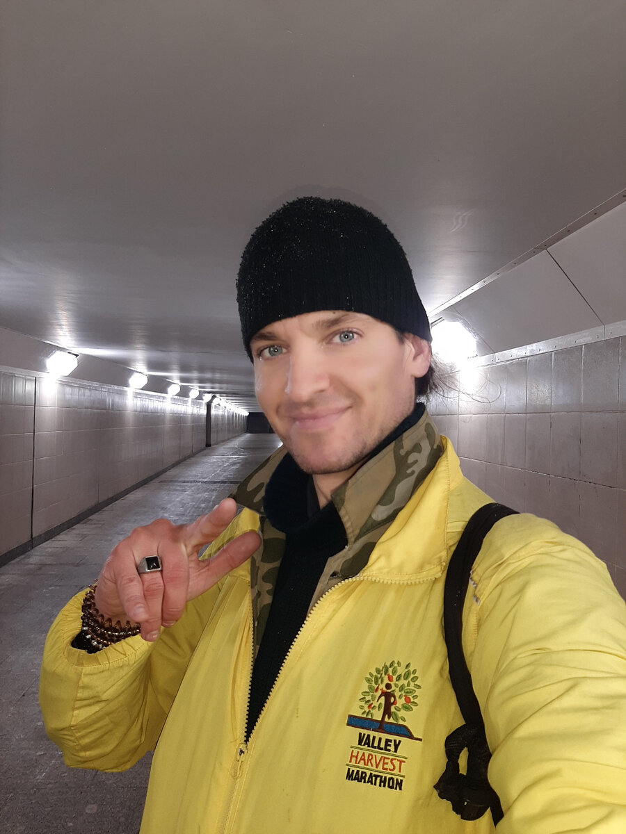 Автор спешит в Ашан