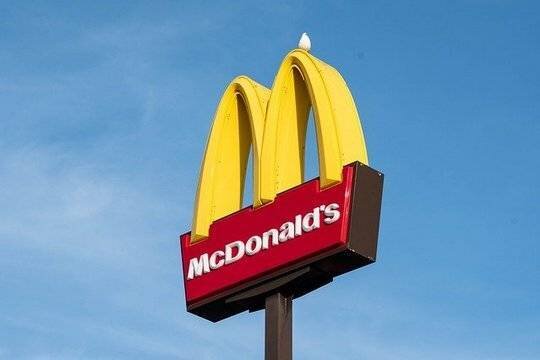    Новый владелец McDonald’s в России подал заявку на регистрацию бренда «Наше место»