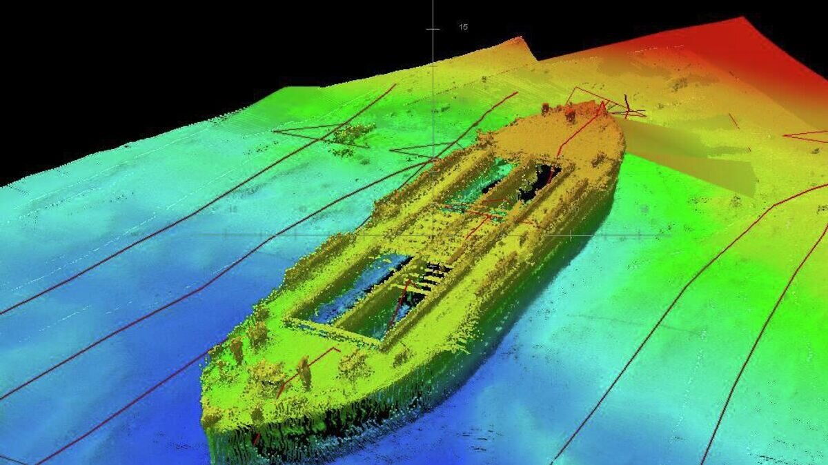    Трехмерное гидроакустическое изображение корпуса судна на дне, поученное с помощью многолучевого эхолота© Фото : из архива проекта 1XPEDITION