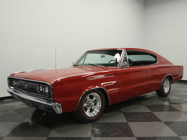 Dodg Charger 1966 года