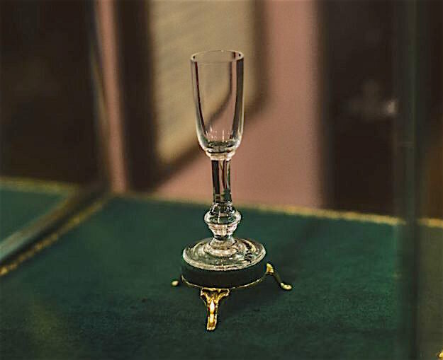 Рюмка "муха"