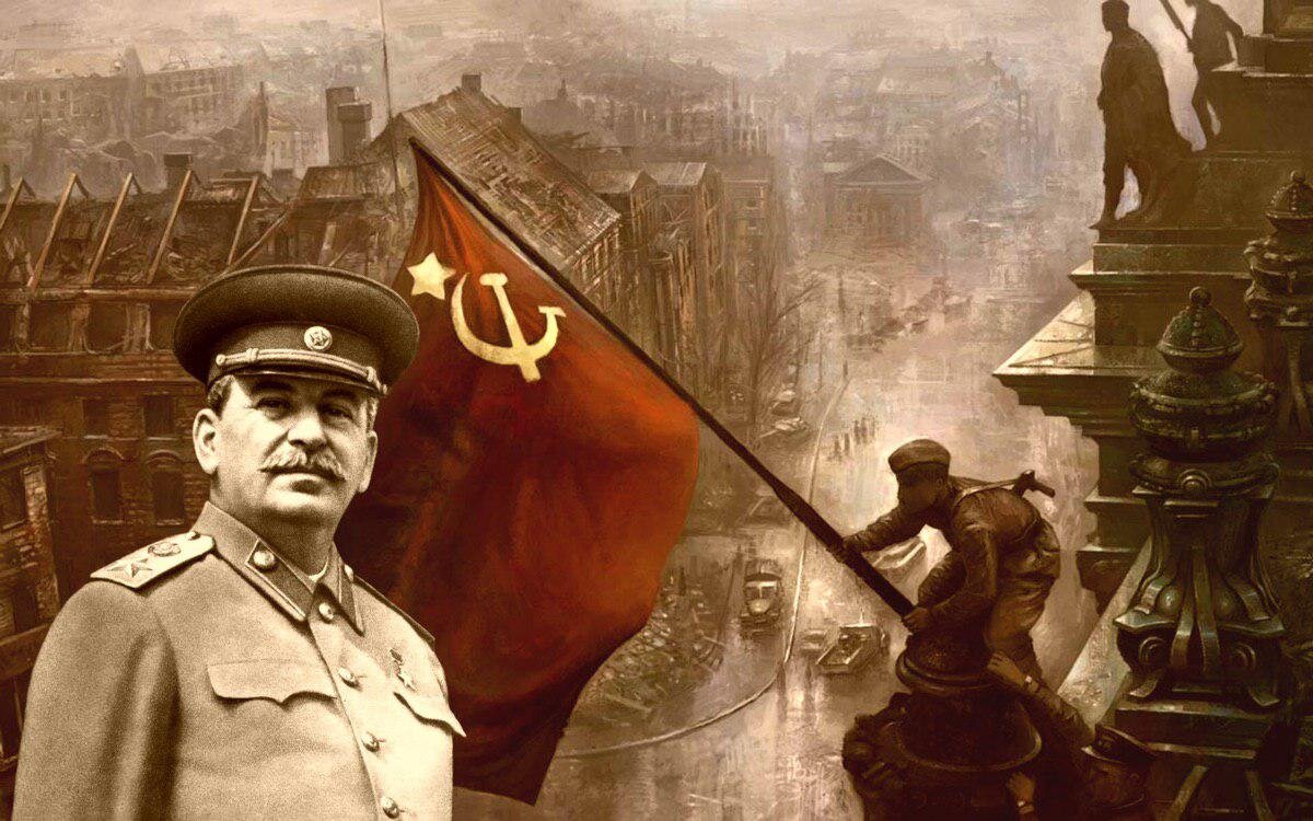 Я уже писал в одной из своих статей об открытии памятника Иосифу Виссарионовичу Сталину в городе Великие Луки на территории завода "Микрон".-3