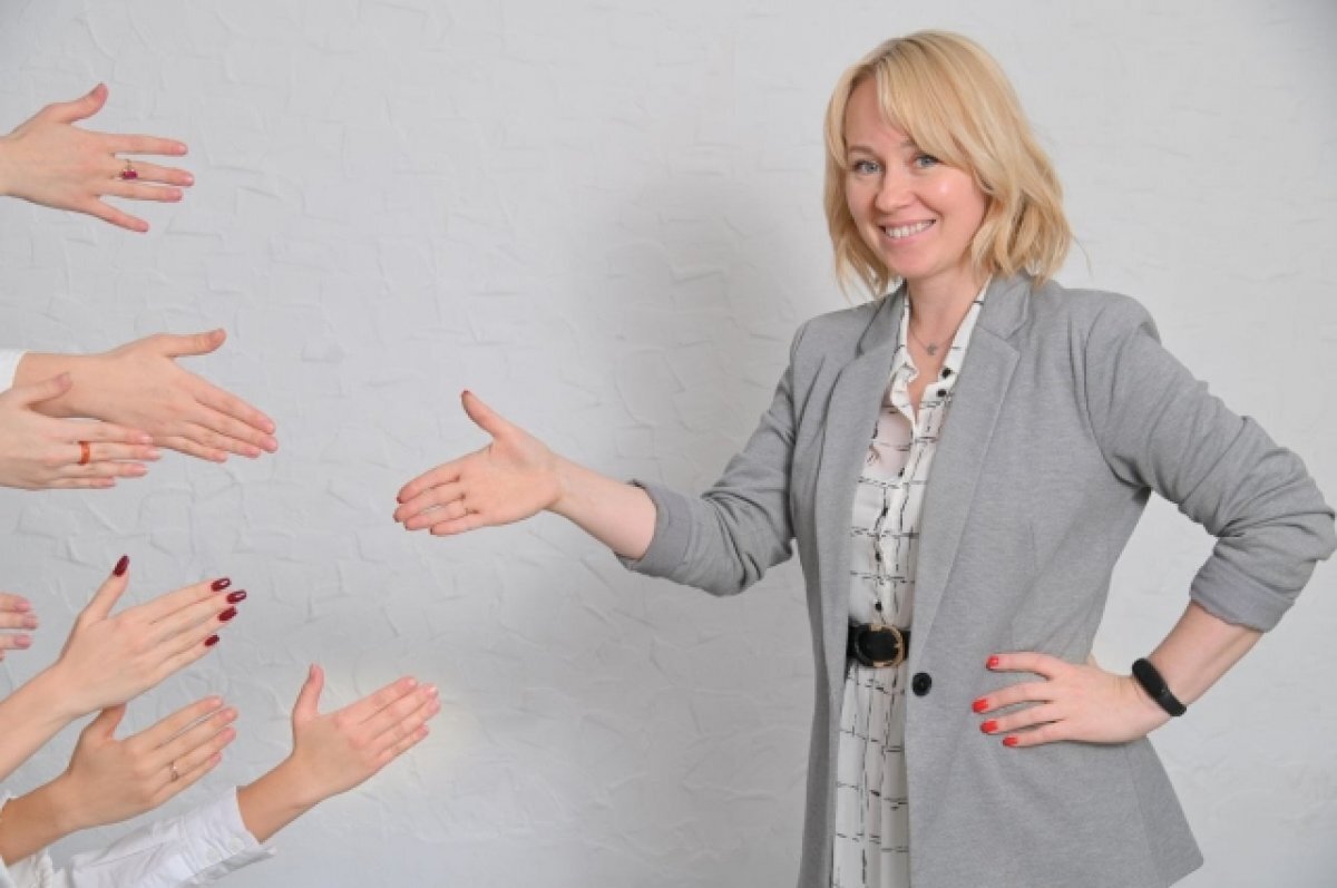    Учитель биологии Надежда Луговская привлекает детей к экопроектам.