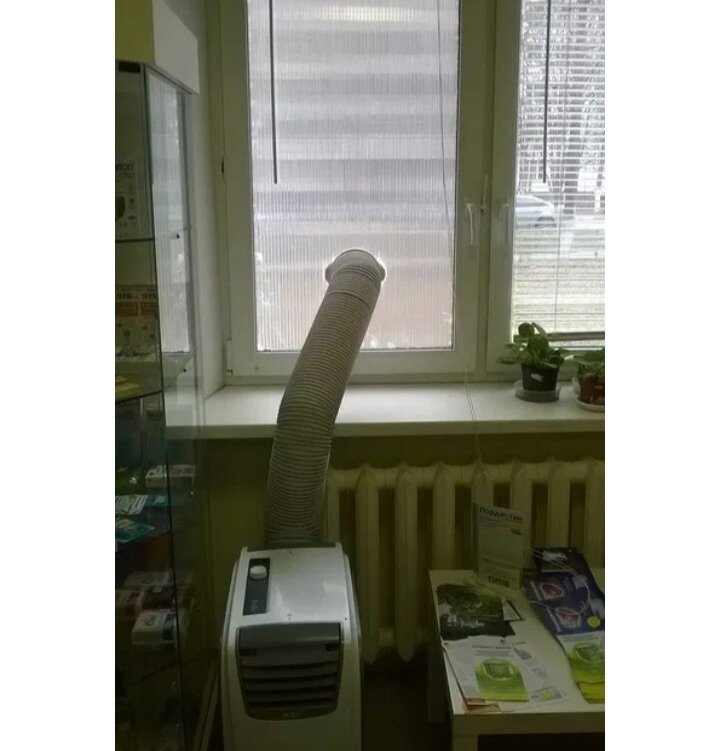 "Колхозный" вариант установки мобильного кондиционера