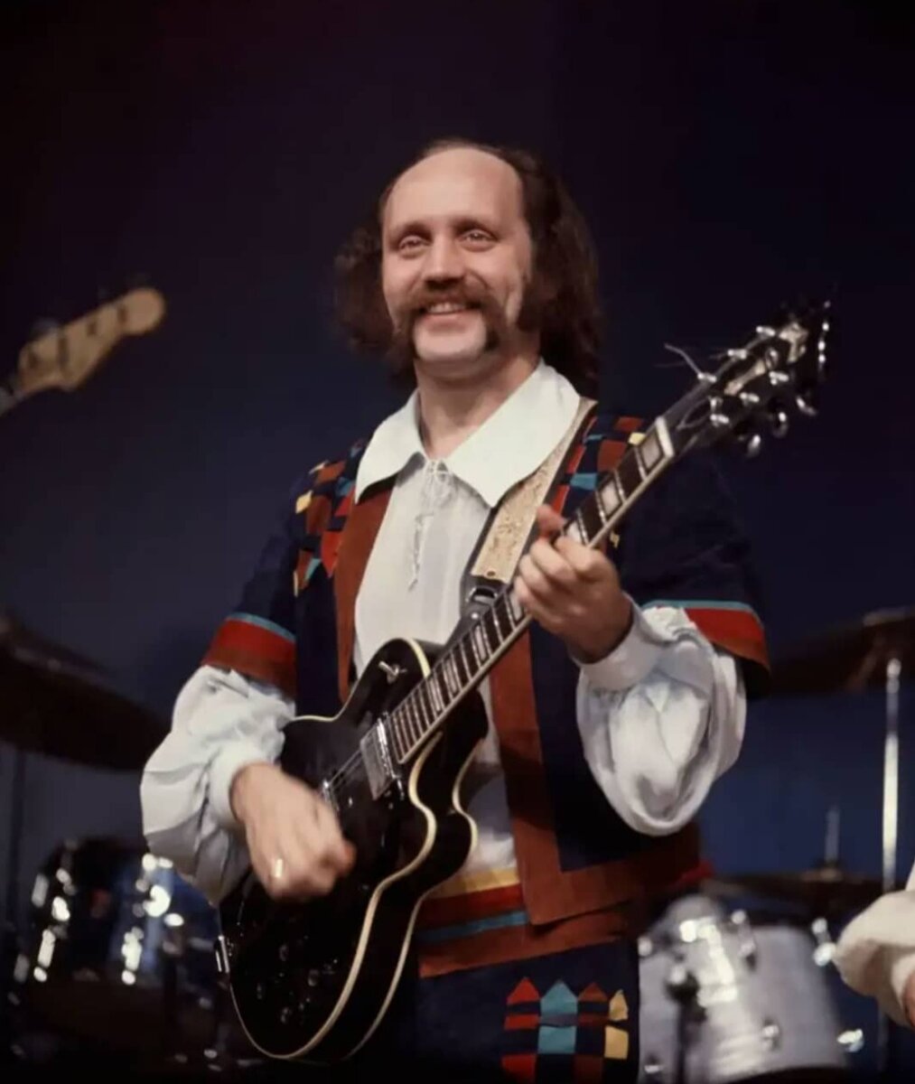 Владимир Мулявин