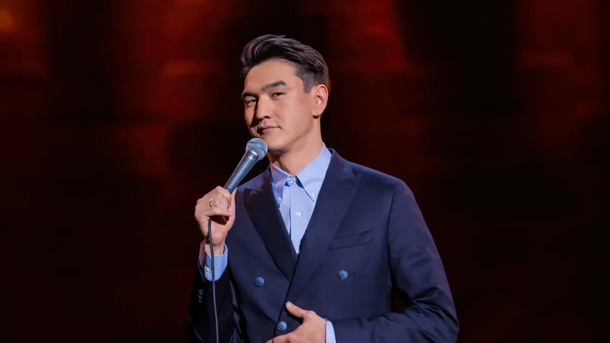 Нурлан Сабуров прославился как комик. Фото: wikifoto.ru