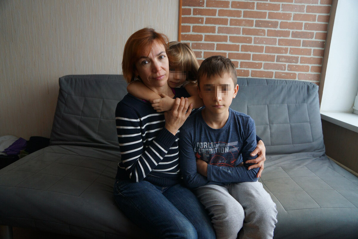 Елене пришлось стать частным детективом