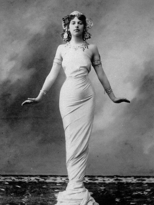 Мата Хари: шпионка, ее жизнь и смерть под прицелом