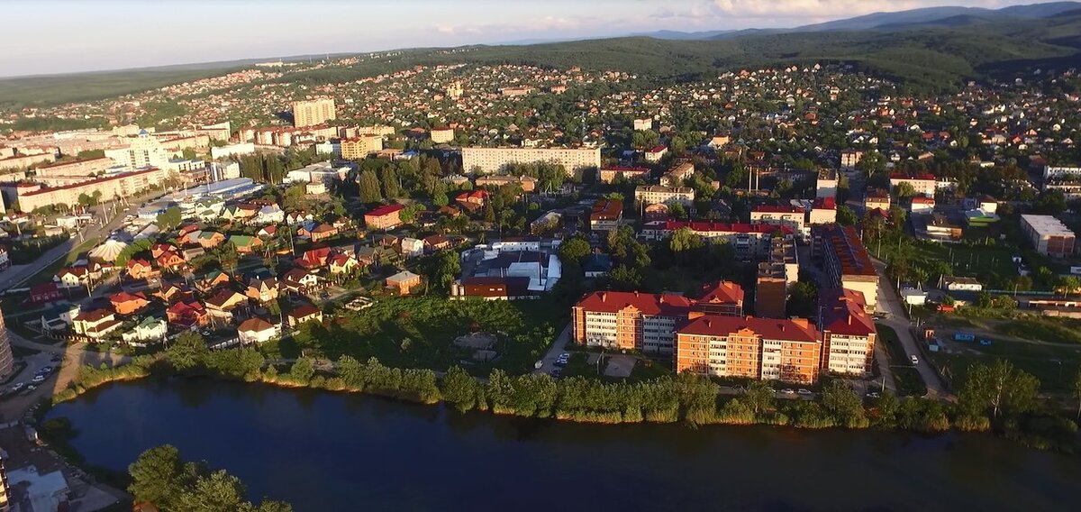 Город горячий г. Город горячий ключ Краснодарский край. Население горячий ключ Краснодарский край 2020. Поселок горячий ключ Краснодарский край. Горячий ключ центр.