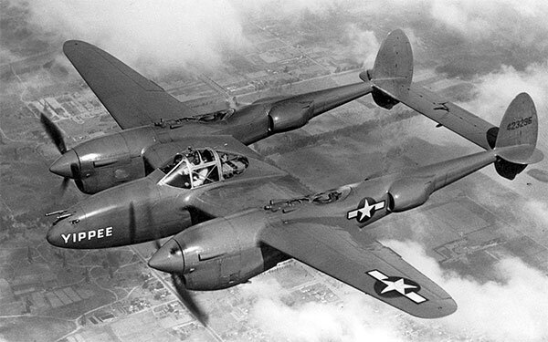 Американский истребитель П-38 «Лайтнинг»