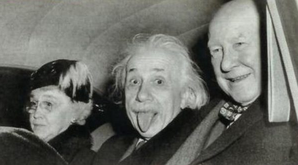    Альберт Эйнштейн (1879-1955) – гениальный физик-теоретик, основатель современной теоретической физики и лауреат Нобелевской премии (1921 года).-2