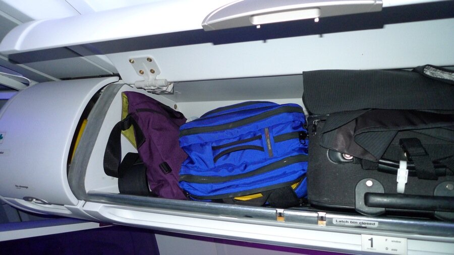  Коляску всегда оставляют перед трапом в сложенном состоянии.