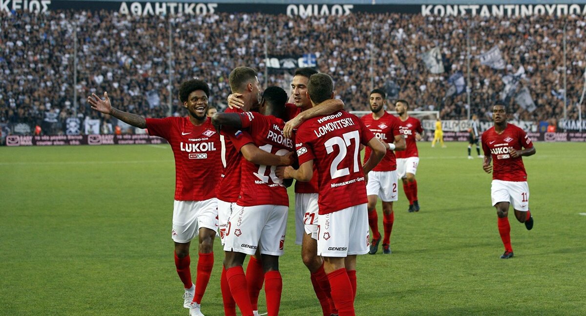 Московский «Спартак» в матче с ПАОКом 