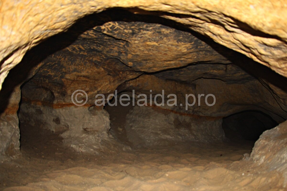 Внутри кудеяровой пещеры