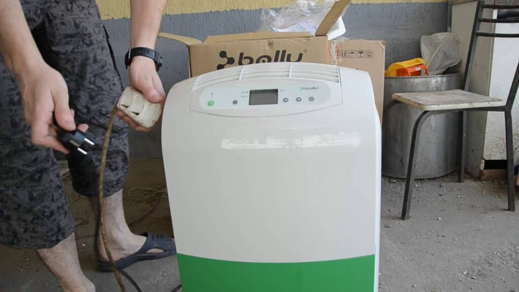 например, вот такой. Фото с сайта https://propodval.ru/wp-content/uploads/2017/11/maxresdefault-2-1-1024x576.jpg