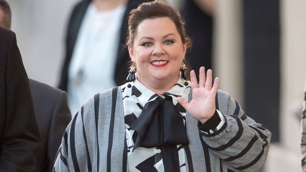 Мелисса Маккарти. Актриса Мелисса Маккарти с мужем. Melissa MCCARTHY, Paul Feig. Толстушки киноактрисы Мелисса Маккарти: Мелисса Маккарти.