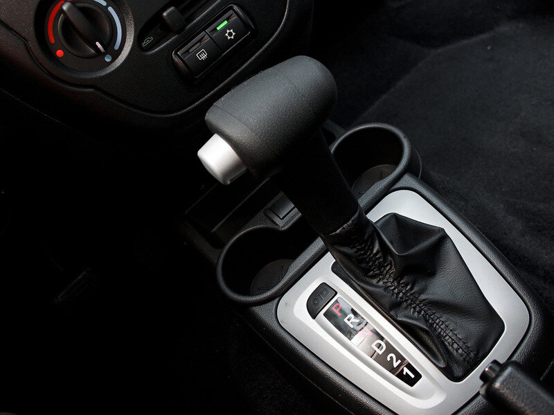 фото: http://avtovolgograda.ru/wp-content/uploads/2012/08/Lada-Granta-AKPP-28.jpg