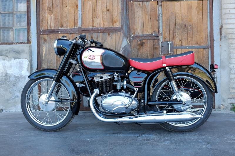 Pannonia T5 восстановленная мастерской Dozer Garage