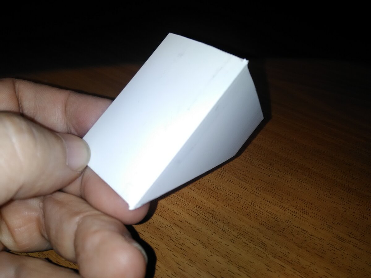 приспособление для выравнивания герметика