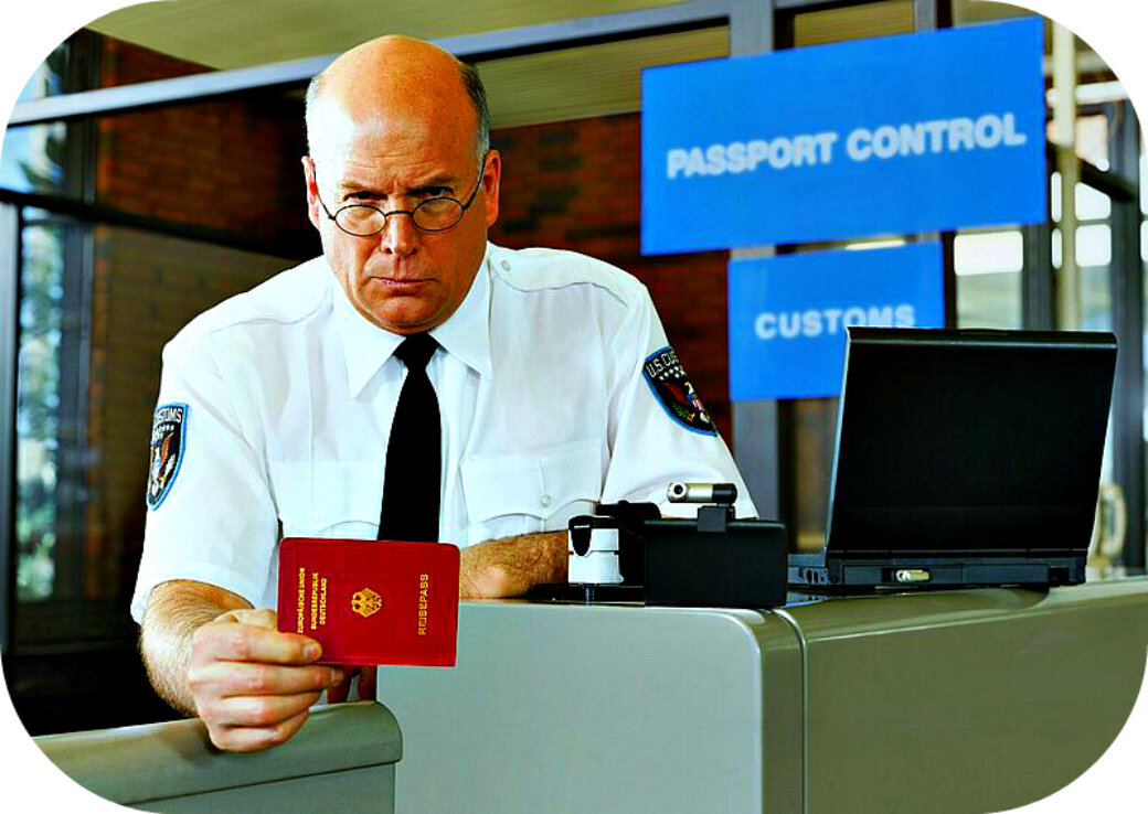 Не надо бояться, это просто его работа)