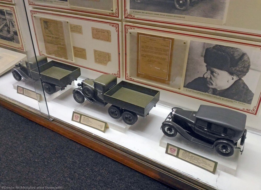 Памятник газ-аа «полуторка». Газ аа полуторка. Полуторка газ-аа ладожское озеро. Паровоз проворный царскосельской железной дороги. Кузов газ аа.