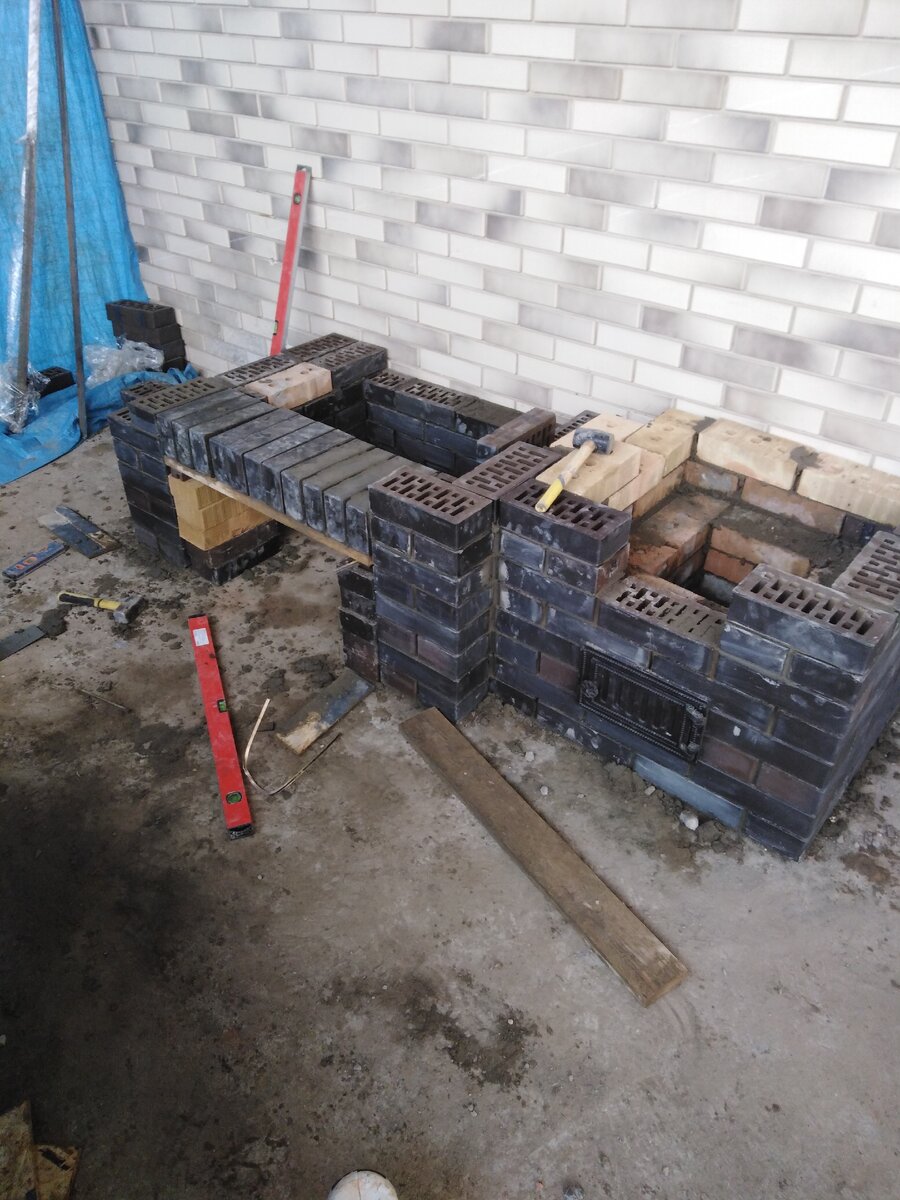 Цементный остатки.