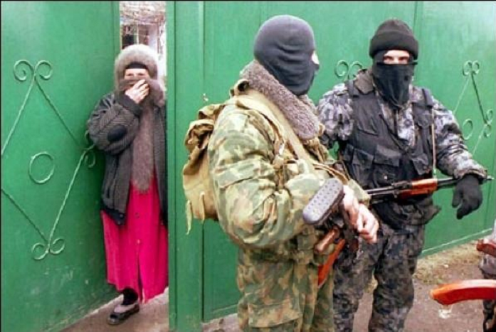 Терроризм на северном кавказе. Борьба с терроризмом на Северном Кавказе. Чеченские боевики в масках.