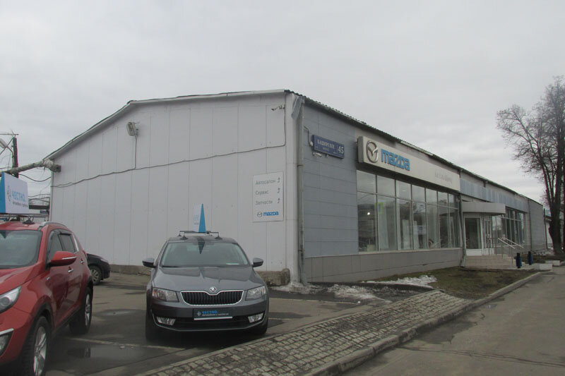 Здание автосалона до реконструкции
