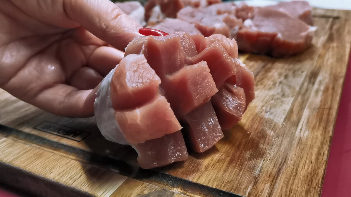 Как приготовить вырезку свиную в духовке: сочно и вкусно! Шаг за шагом рецепт с фото