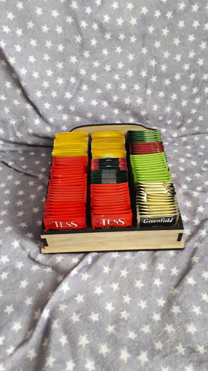 подставка и чаем