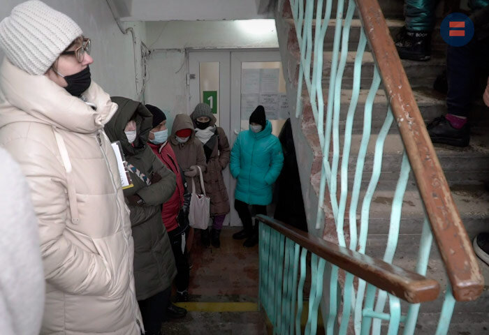 Такие очереди выстраиваются в поликлиники российских регионов