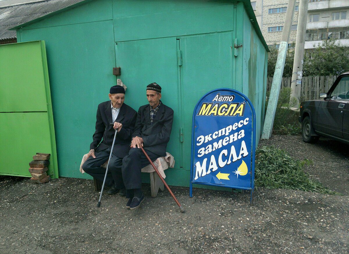     Можно ли сэкономить, разбавив моторное масло «веретенкой» фото globallookpress.com