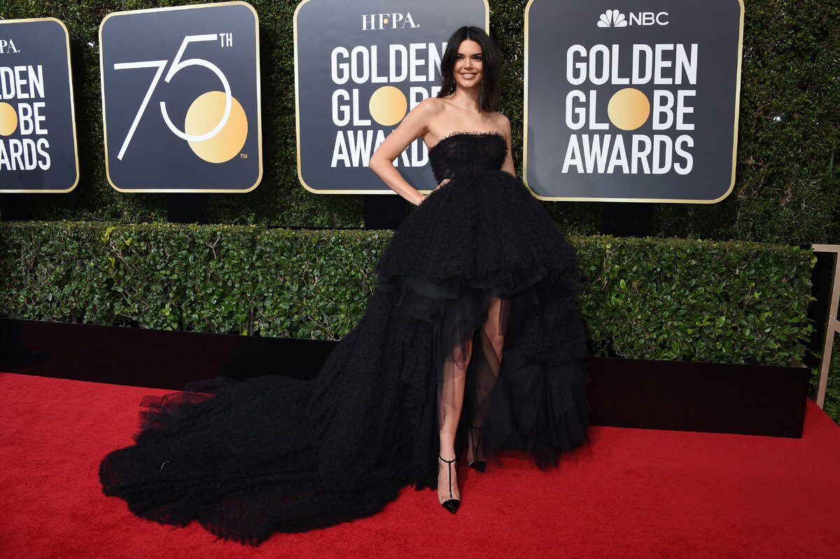 Кендалл Дженнер в Giambattista Valli
