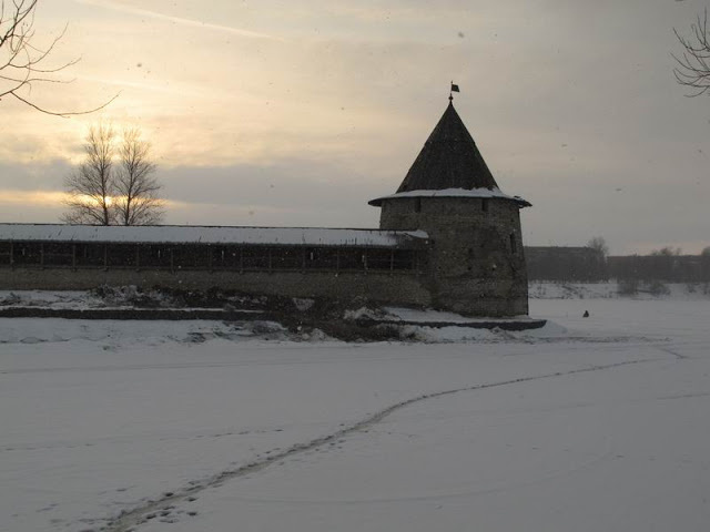  Плоская башня