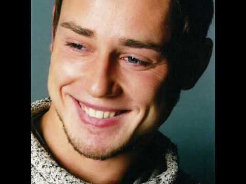 Дмитрий Исаев,45лет.