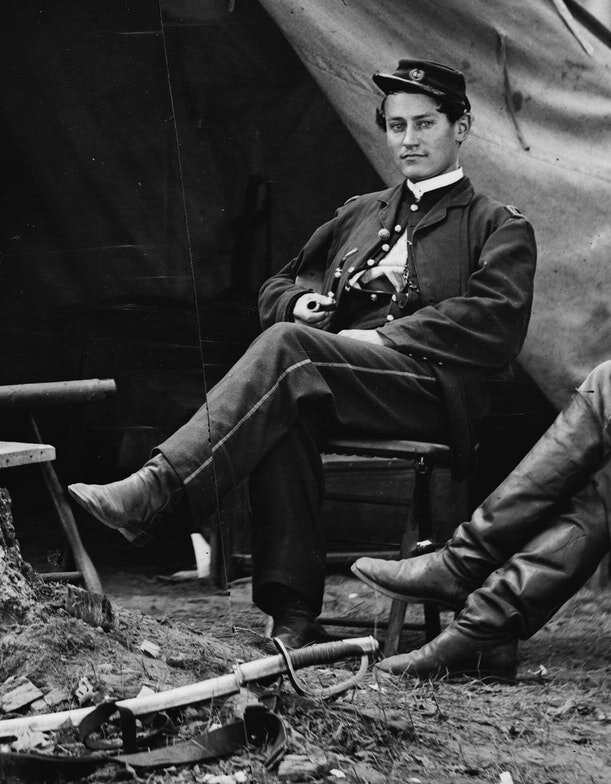 Неизвестный служащий агентства Пинкертона. По одной из версий, это Кейт Уорн, 1863-64 г. Источник: Library of Congress