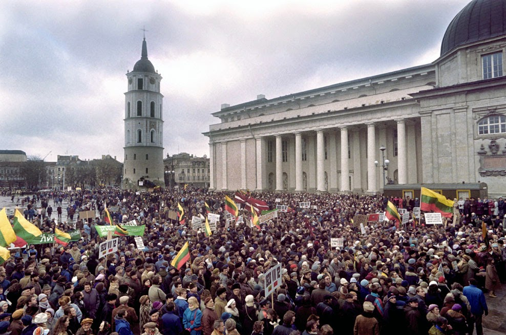 Литва независимость 1990. Независимость Литвы 1991. Митинги в Литве 1990. Митинги за независимость Литвы в 1990.