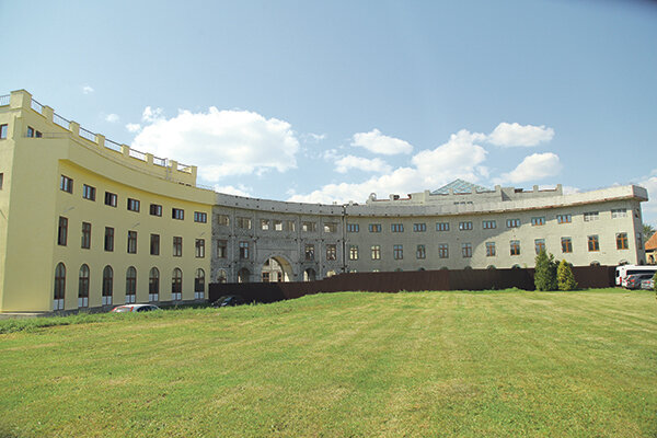 Общее впечатление портит «недострой»