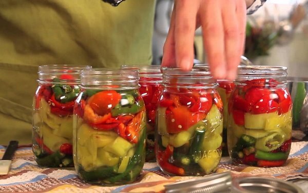 Домашняя консервация с автоклавом станет вашим любимым занятием. Источник: jangipurmegafoodpark.com 