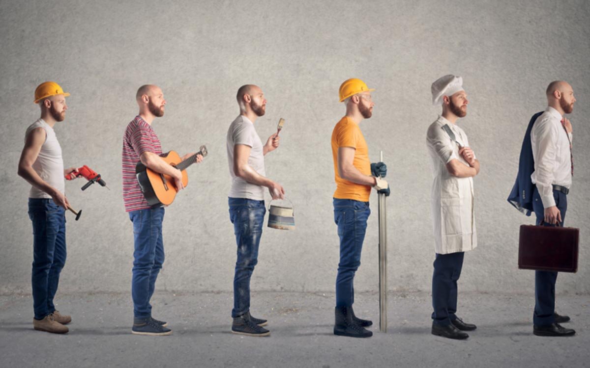 На рынке труда сегодня сложилась парадоксальная ситуация: несмотря на огромное количество студентов, выпускников и возможностей получить дополнительное образование, предприятия и компания всех отраслей экономики страдают от недостатка квалифицированного персонала.