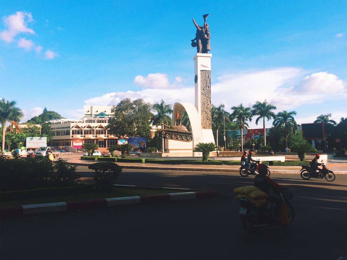 Buon Ma Thuot Victory Monument