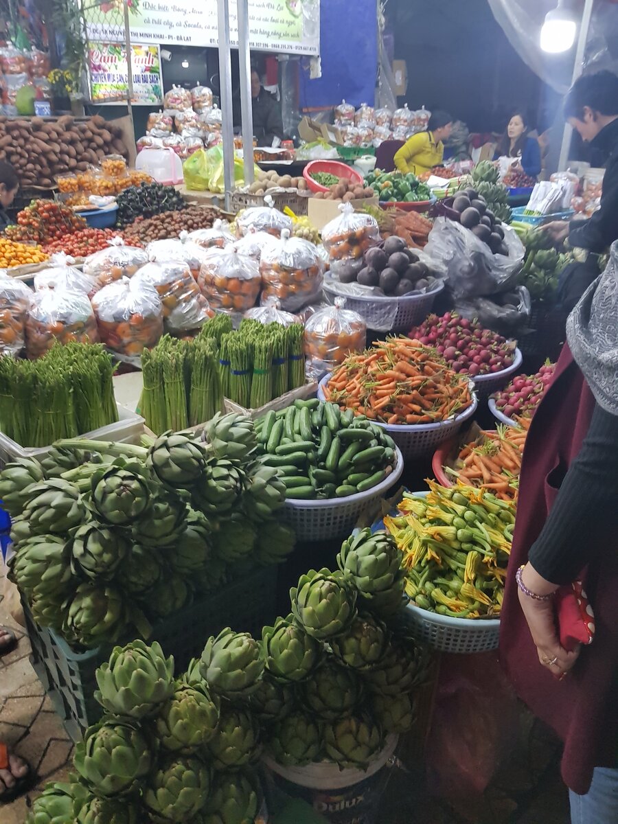 Далат, ночной рынок в центре города
