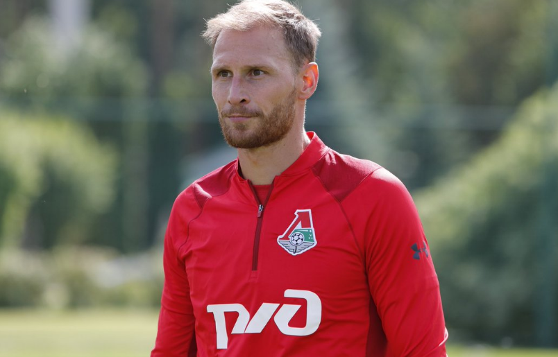 Бенедик Хёведес.