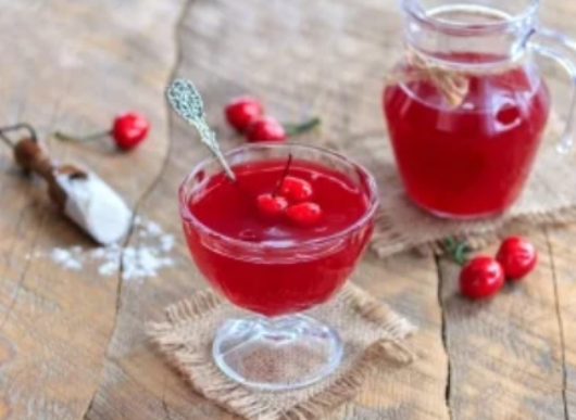 Кисель очень полезен для желудка человека.